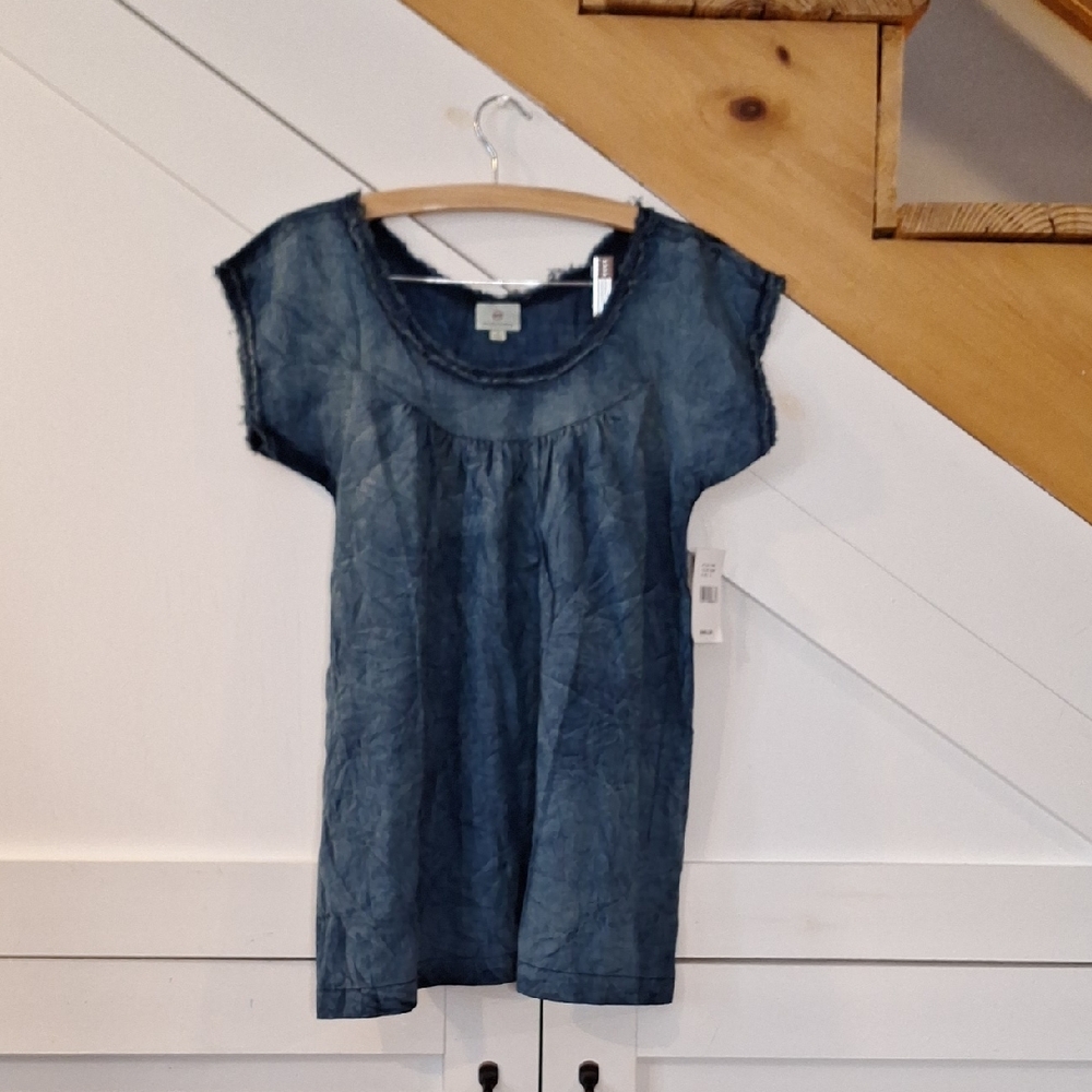 AG Blue Denim-Style Short Sleeve Top